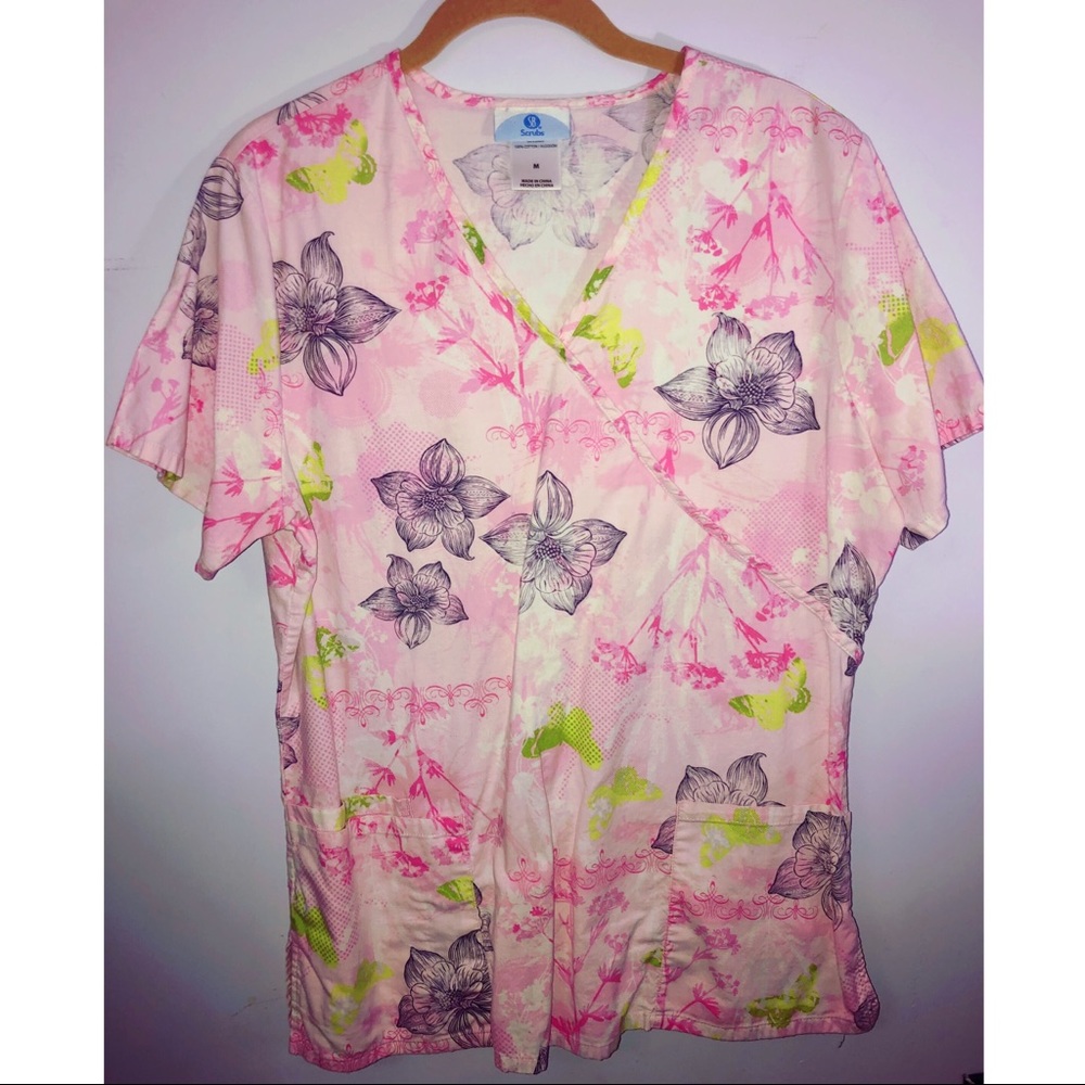SB Scrubs bright floral scrub top